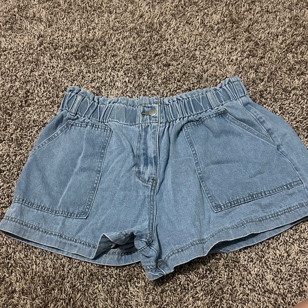 NEVER WORN Women's curvy girl Blue Denim Shorts
